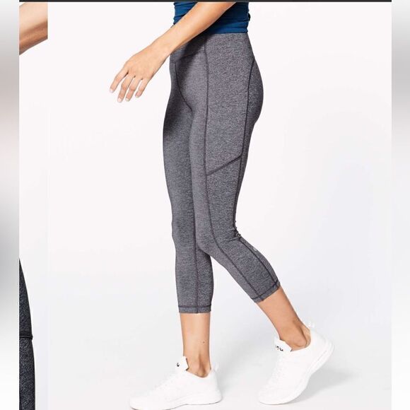 Lululemon Speed Up Crop (21") - Picture 1 of 16